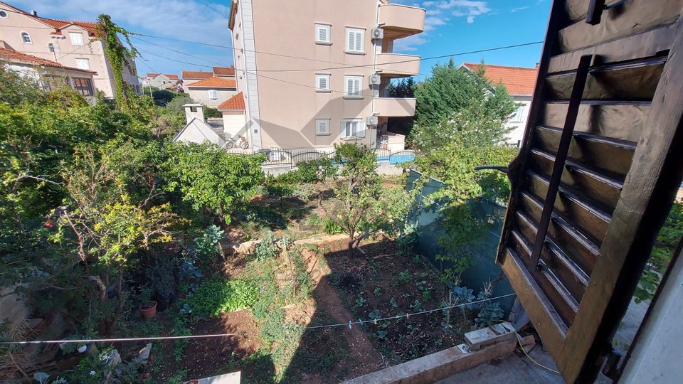 We mediate in the sale of a house in Supetar